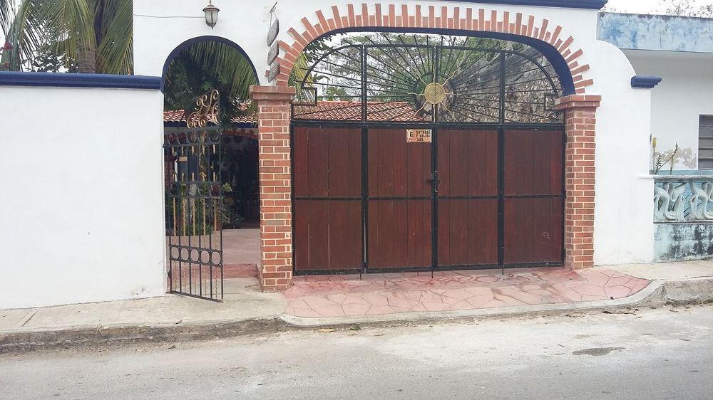 La Casa De Angel Valladolid Dış mekan fotoğraf